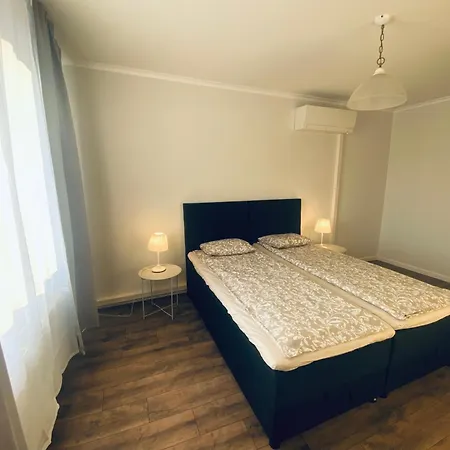 View Apartamento *